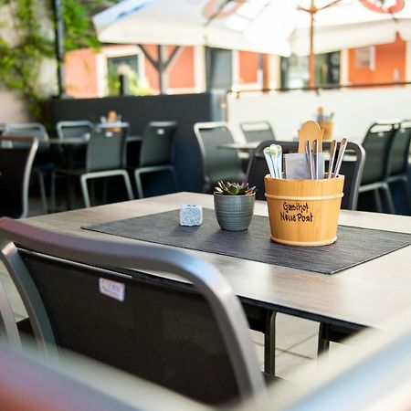 Hotel-Gasthof Neue Post Leutershausen  Екстер'єр фото