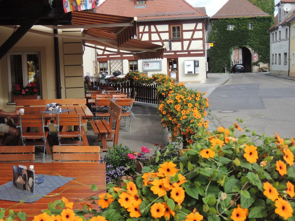 Hotel-Gasthof Neue Post Leutershausen  Екстер'єр фото